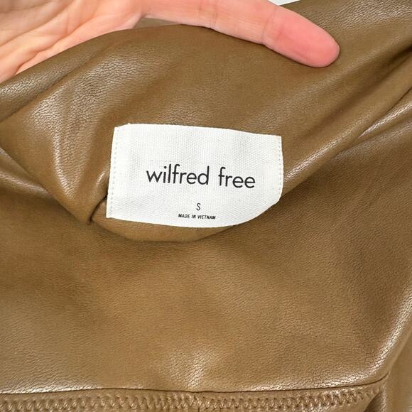 NWT Wilfred Free Aritzia Daria Flare Vegan Leather High Rise Pants Small - Picture 3 of 5
